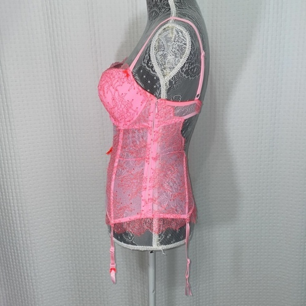 Victoria’s Secret Very Sexy pink lace bustier with garter clips. Size 34D. EUC - Picture 4 of 11